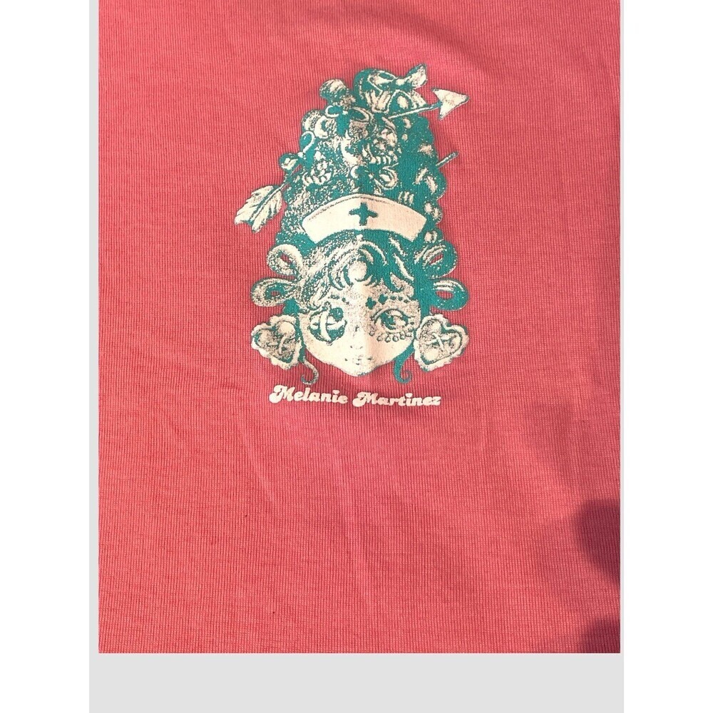 MELANIE MARTINEZ PINK BABY GRAPHIC TEE WOMEN SIZE LARGE - Picture 2 of 5